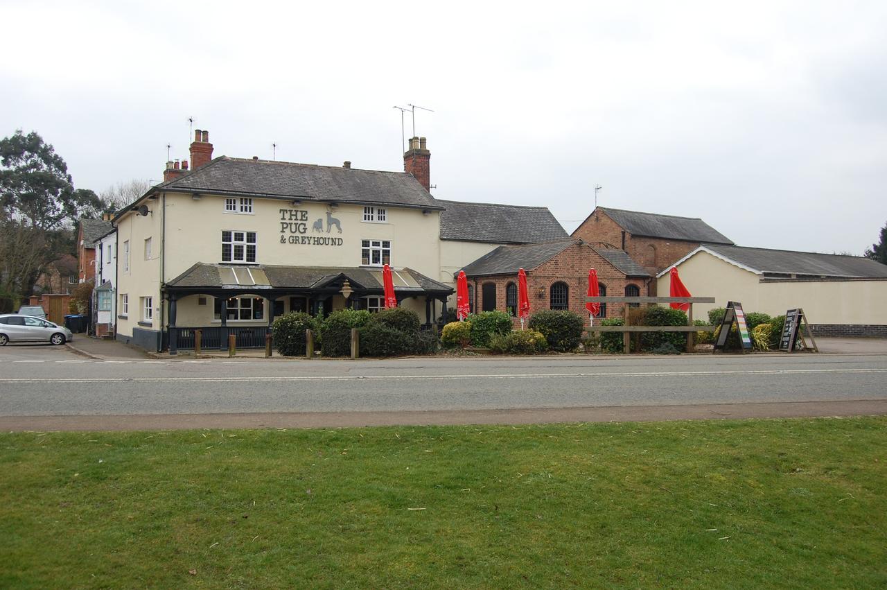 The Pug & Greyhound Hotel Great Glen Exterior photo